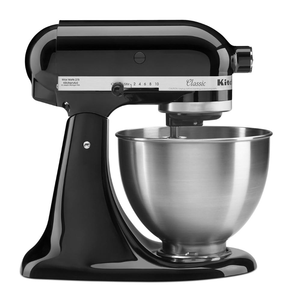 KitchenAid Classic Series 4.5 Quart Tilt-Head Stand Mixer K45SS, White