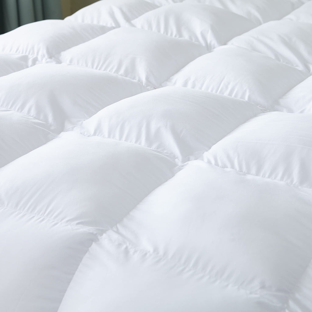 Luxurious White Solid Heavy Weight, Palatial King Size Goose Feathers Down Comforter for Winter Weather, 120 X 98 inches, Premium Baffle Box, 100% Egyptian Cotton Cover, 95 oz. Fill Weight