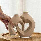 Zormon White Vases for Decor, Heart Shaped Ceramic Vase Set of 2, Nordic Heart Shaped Vases, Minimalist Decorative Vase for Table Centerpiece Wedding Dining Living Room Office House Decoration