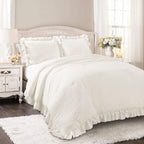 Lush Decor Reyna Ruffle Comforter Set - 3 Piece Cozy Ruffled Bedding Set - Timeless Elegance and Comfort for Bedroom - King, Gray
