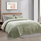 RECYCO Luxury Velvet Quilt Set King Size, Lightweight Velvet Comforter Set, Oversized Bedspread Coverlet Quilted Bedding Set, with 2 Matching Pillow Shams, for All Season, Navy Blue
