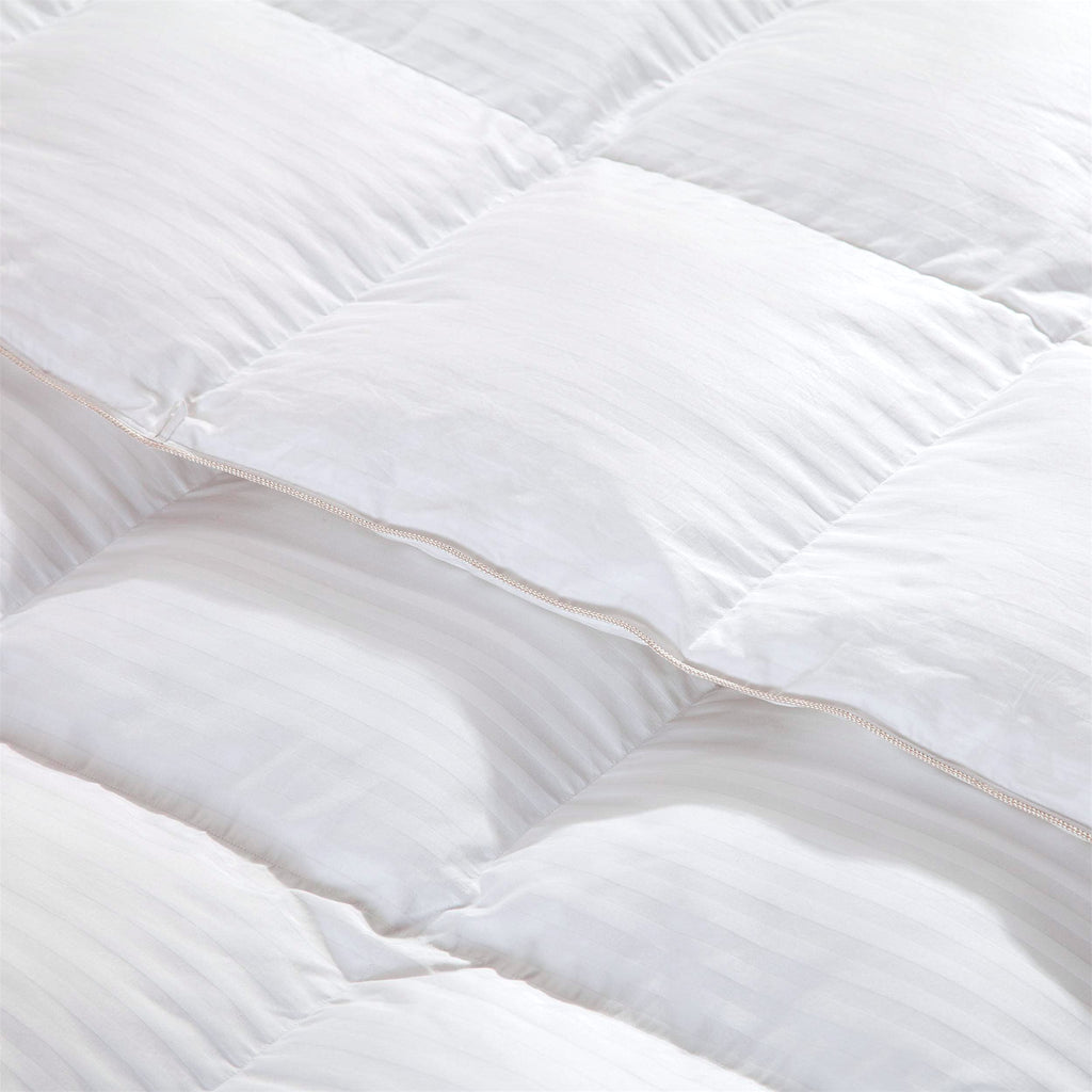 Luxurious White Solid Heavy Weight, Palatial King Size Goose Feathers Down Comforter for Winter Weather, 120 X 98 inches, Premium Baffle Box, 100% Egyptian Cotton Cover, 95 oz. Fill Weight