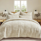 RECYCO Luxury Velvet Quilt Set King Size, Lightweight Velvet Comforter Set, Oversized Bedspread Coverlet Quilted Bedding Set, with 2 Matching Pillow Shams, for All Season, Navy Blue