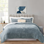RECYCO Luxury Velvet Quilt Set King Size, Lightweight Velvet Comforter Set, Oversized Bedspread Coverlet Quilted Bedding Set, with 2 Matching Pillow Shams, for All Season, Navy Blue
