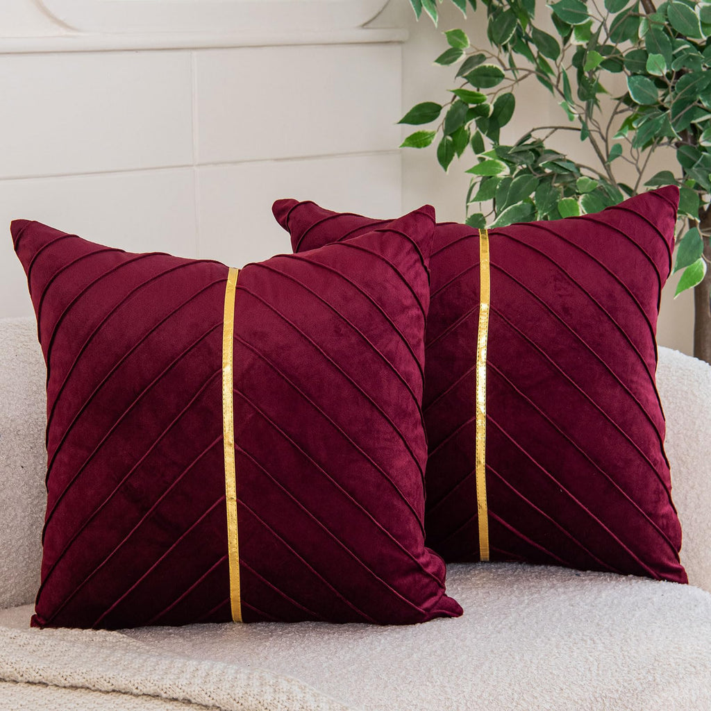 WACOMECO Velvet Throw Pillow Covers, Pack of 2 Soft Gold Decorative Cushion Covers for Couch Sofa Living Room Home Decoration, Emerald Green, 18x18 inch