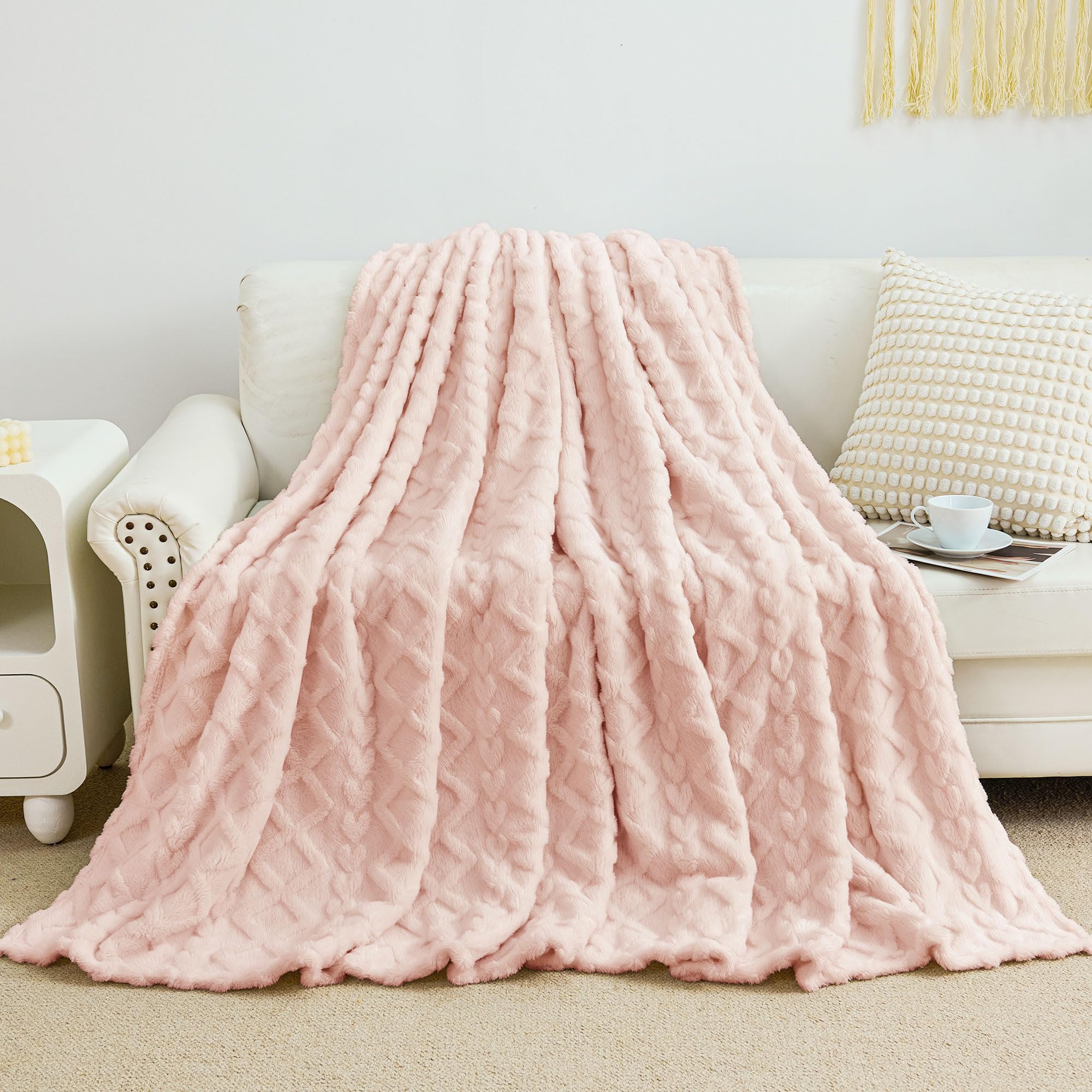 Aganear Fleece Throw Blanket - Cozy Soft Lightweight Fuzzy Throw Blanket for Women Portable Throw Blankets for Couch, Warm Present for Birthday, Christmas, Halloween, Housewarming(50"x60", Khaki)