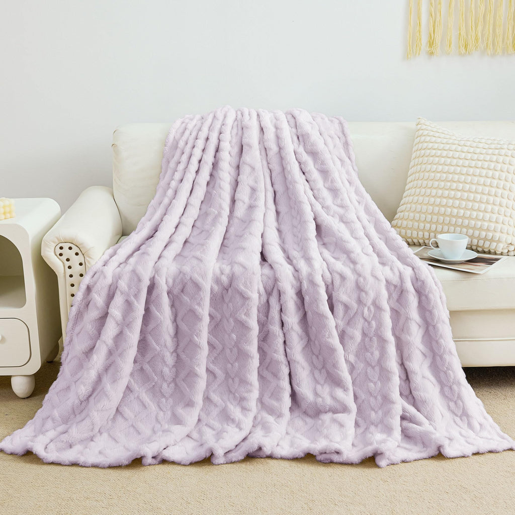 Aganear Fleece Throw Blanket - Cozy Soft Lightweight Fuzzy Throw Blanket for Women Portable Throw Blankets for Couch, Warm Present for Birthday, Christmas, Halloween, Housewarming(50"x60", Khaki)
