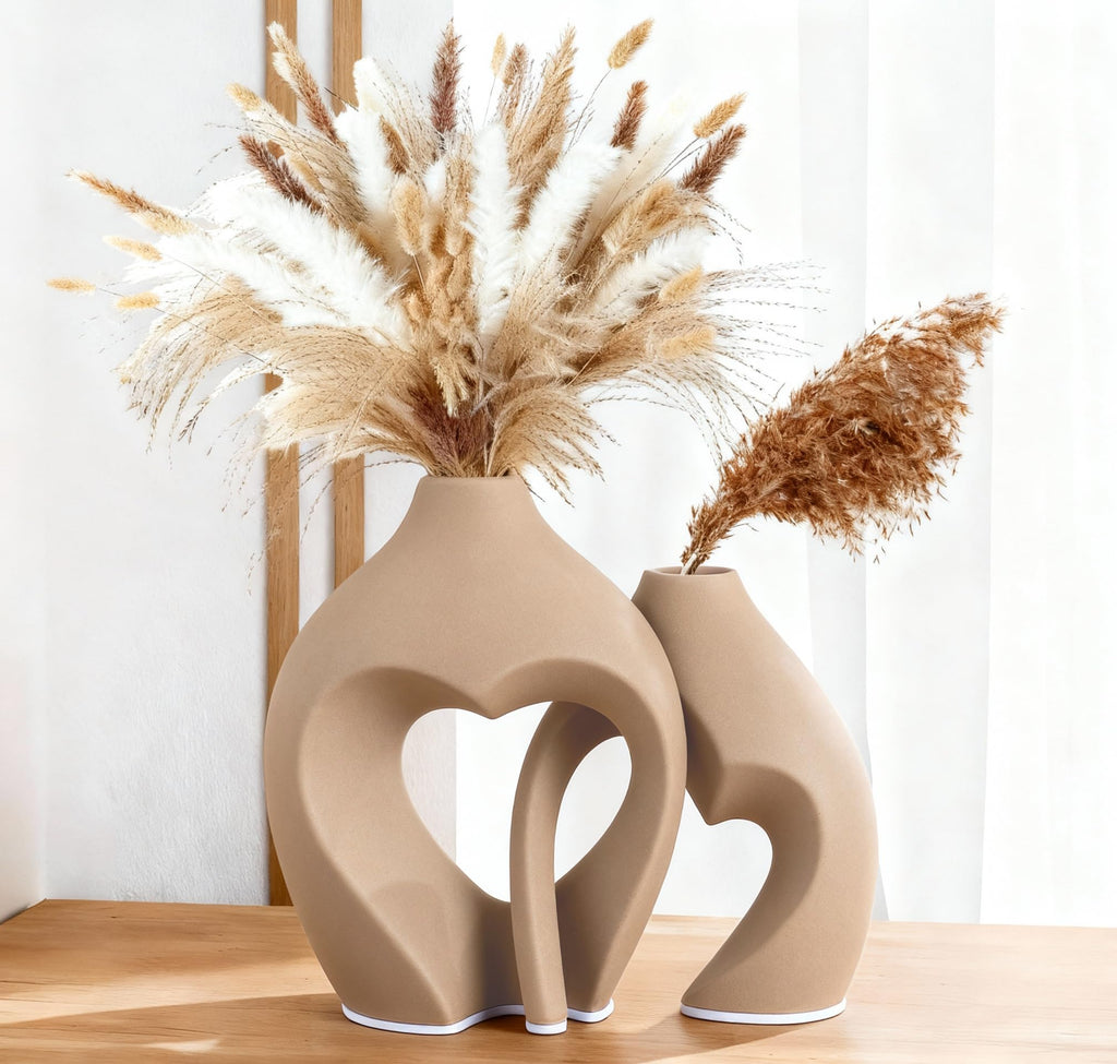 Zormon White Vases for Decor, Heart Shaped Ceramic Vase Set of 2, Nordic Heart Shaped Vases, Minimalist Decorative Vase for Table Centerpiece Wedding Dining Living Room Office House Decoration