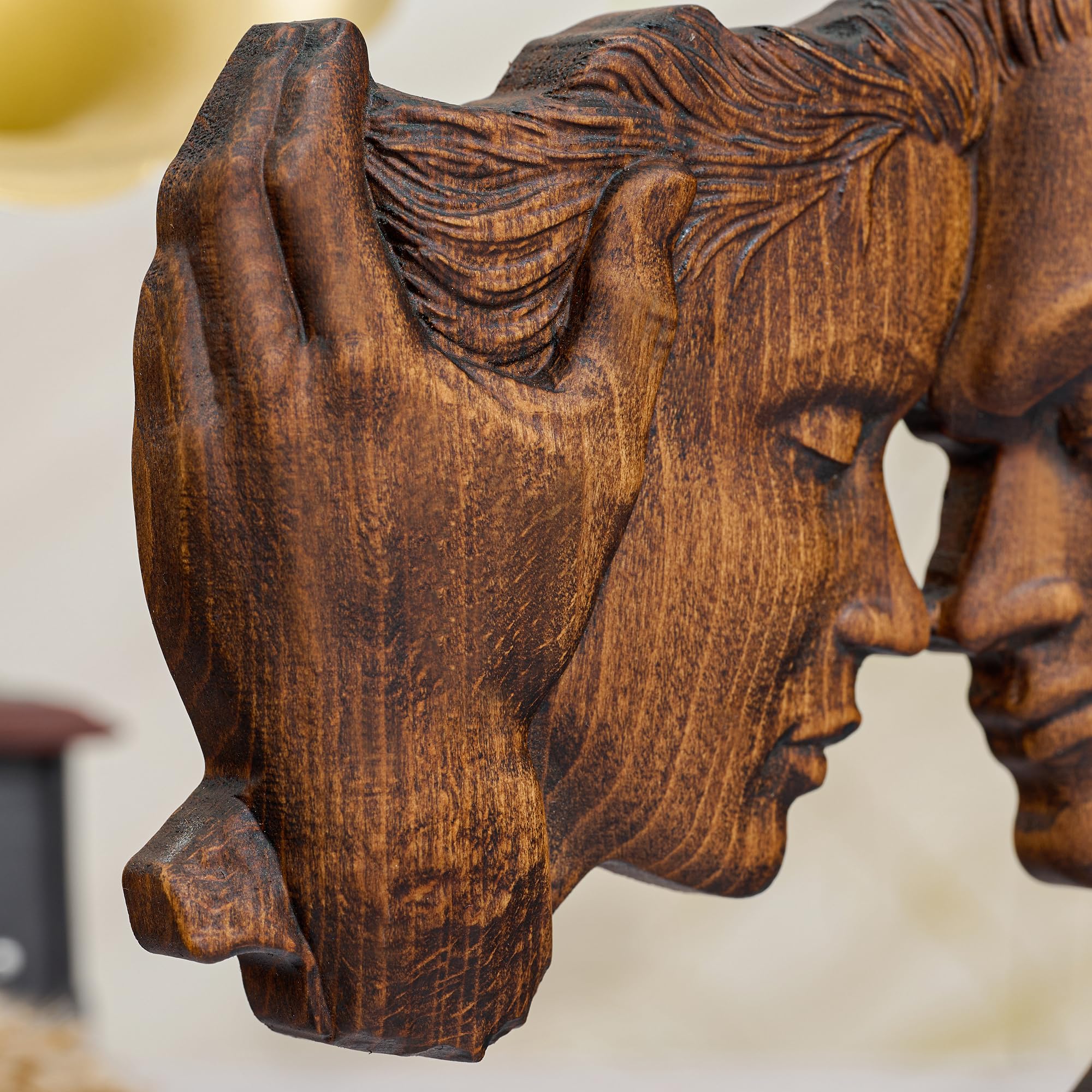 BGCOPPER Wooden Kissing Couple Ornament, Abstract Couple Portrait Sculpture Romantic Love Statue Decor Gift for Women Anniversary Valentine Wedding - 10 Inch