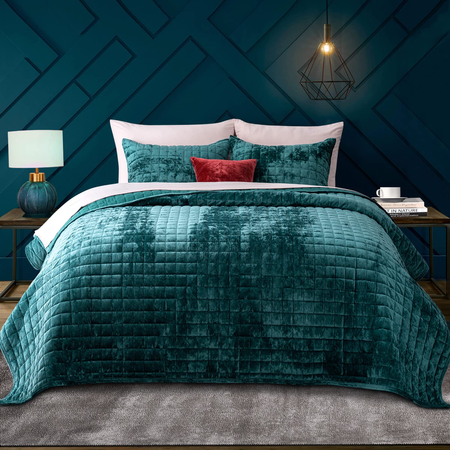 RECYCO Luxury Velvet Quilt Set King Size, Lightweight Velvet Comforter Set, Oversized Bedspread Coverlet Quilted Bedding Set, with 2 Matching Pillow Shams, for All Season, Navy Blue