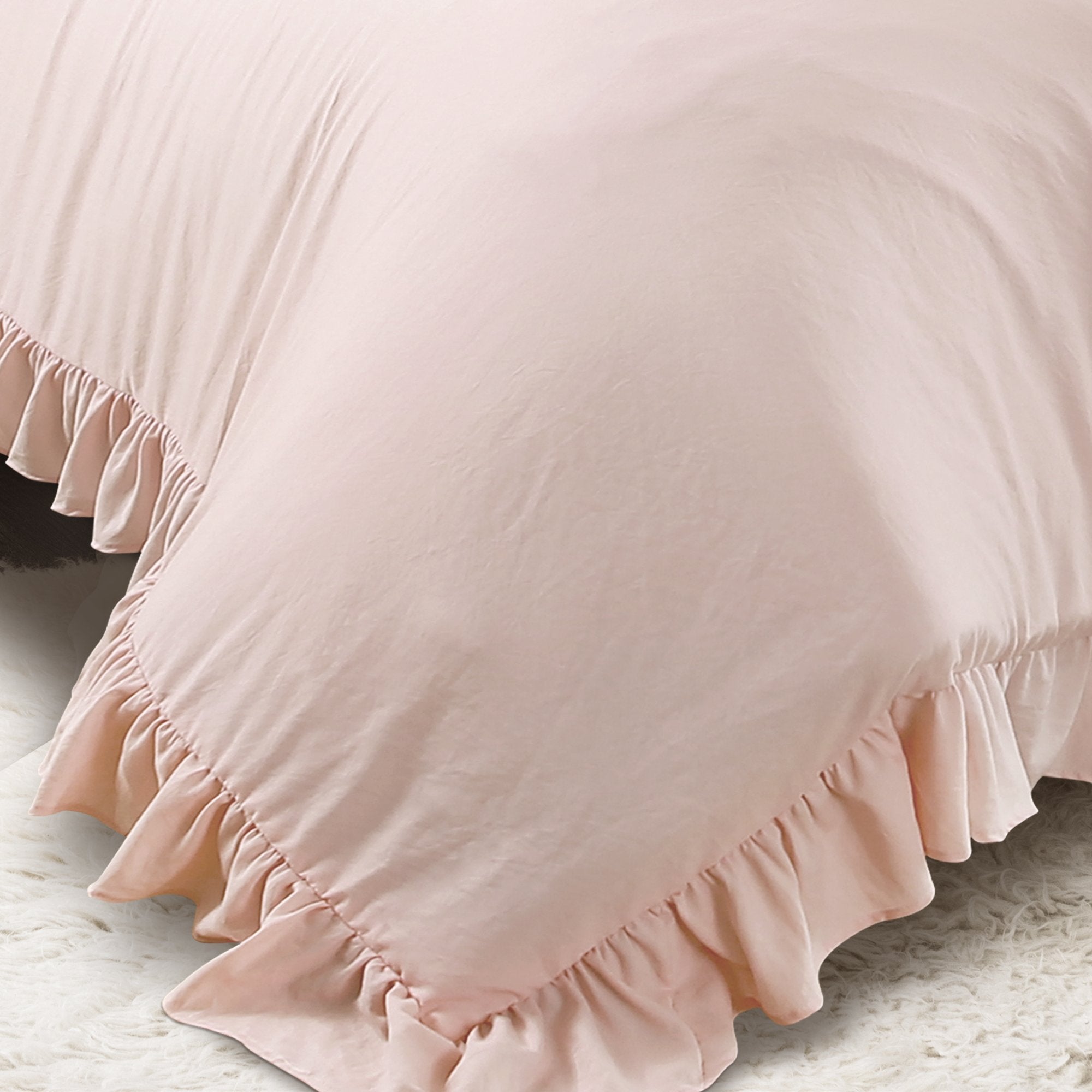 Lush Decor Reyna Ruffle Comforter Set - 3 Piece Cozy Ruffled Bedding Set - Timeless Elegance and Comfort for Bedroom - King, Gray
