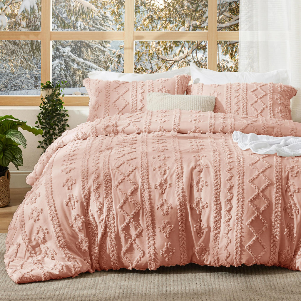 Bedsure Tufted Boho Comforter Set Queen Size - Green Boho Bed Set, GentleSoft™ 3 Pieces Farmhouse-Style Embroidery Bedding, Gifts for Woman, Soft Jacquard Queen Comforter for All Seasons